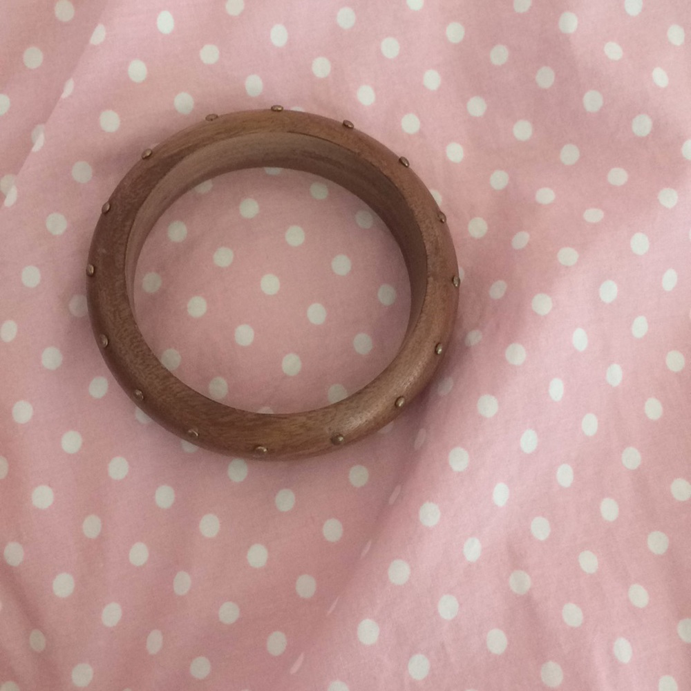 Studded bangle - Picture 2 of 3